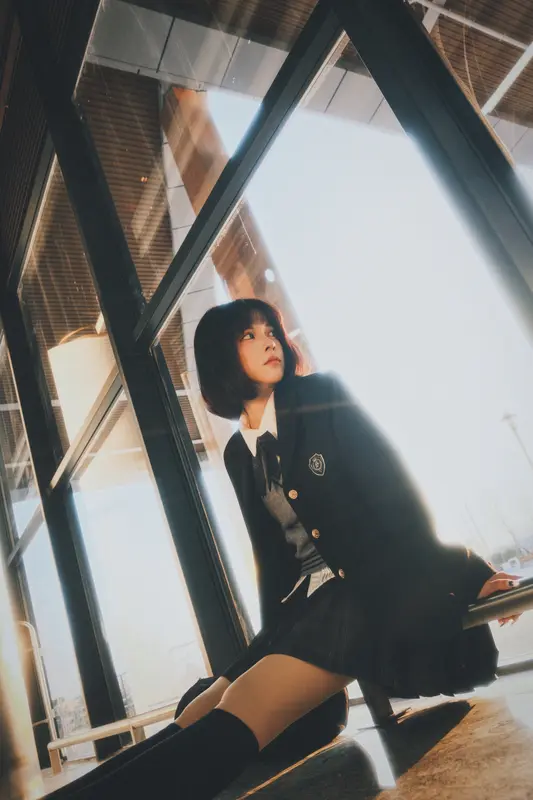 [YITUYU艺图语]2025.03.05 地铁少女 悲伤薯条555 - 艺图语